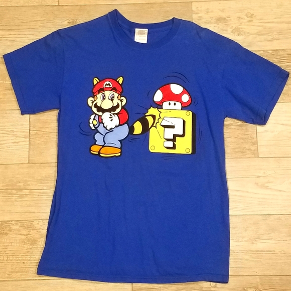 Gildan Other - 🍄Men's Super Mario T-shirt🍄